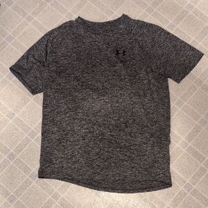 Under Armour Gray Short Sleeve Shirt